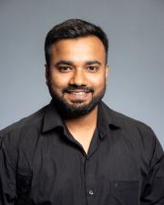 Loveneesh headshot